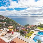 Unique Tropical Style Penthouse With A Dreamy View - By Portugal Collection Daire