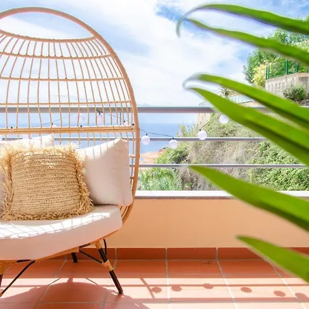 아파트 Unique Tropical Style Penthouse With A Dreamy View - By Portugal Collection