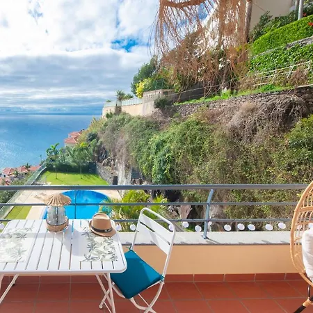 아파트 Unique Tropical Style Penthouse With A Dreamy View - By Portugal Collection