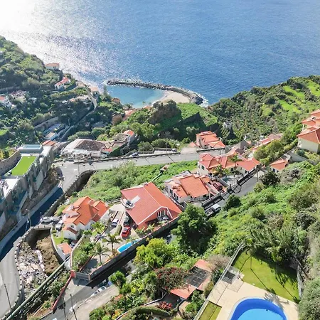 Unique Tropical Style Penthouse With A Dreamy View - By Portugal Collection Apartament